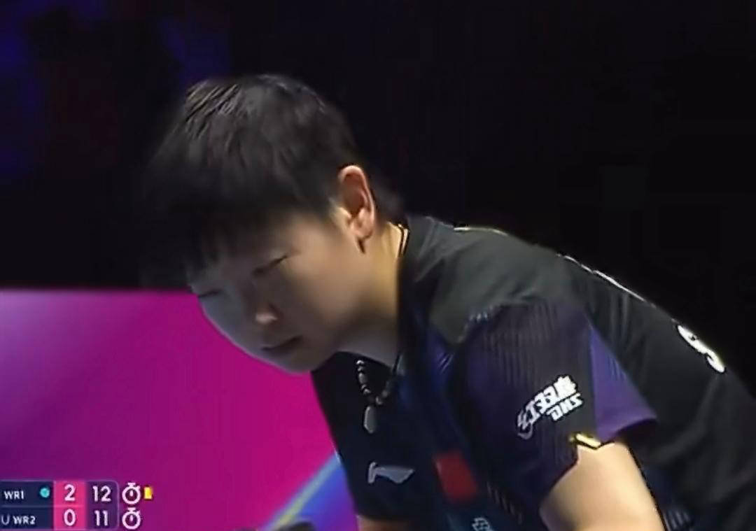 世界杯风波再起！孙颖莎4-1夺冠背后黄牌警告内幕曝光