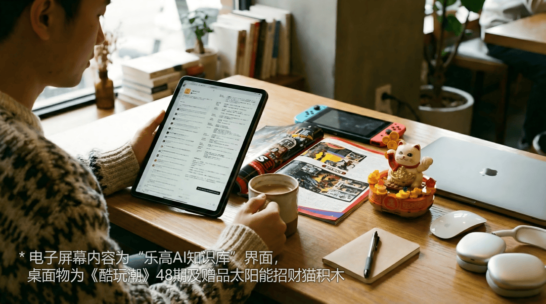 为了拍张照，勒克莱尔戴上了3公斤的乐高头盔！